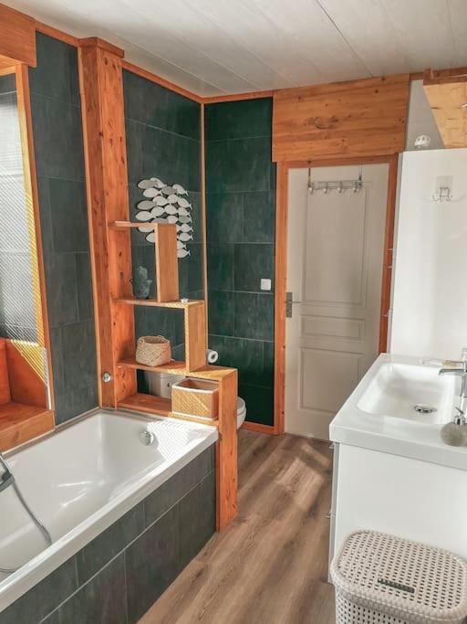 Villa De Charme En Haute-Savoie Clarafond-Arcine 外观 照片